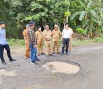 Rusak, Jalan Poros Betung Abab Segera Diperbaiki 