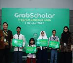 Anak Mitra Berprestasi Asal Palembang,Grab Berikan Beasiswa