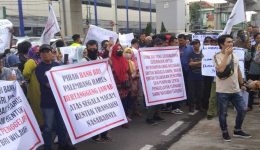 Uang Nasabah Lenyap 700 juta BRI Rivai Palembang Di Demo